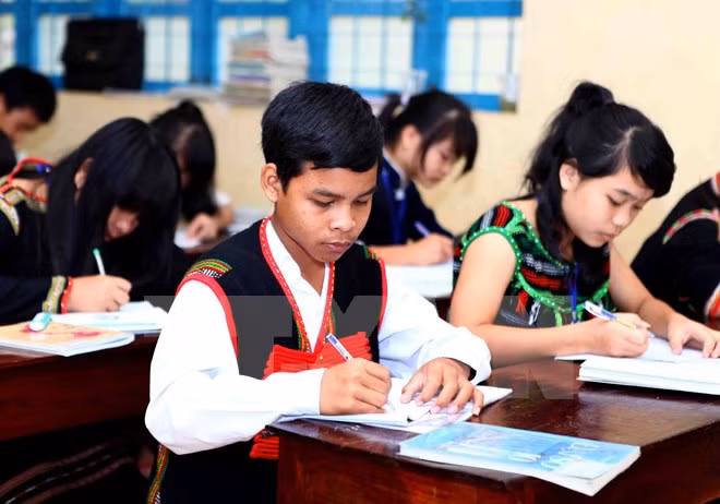Vietnam amplia la educación bilingüe basada en lengua materna ảnh 1