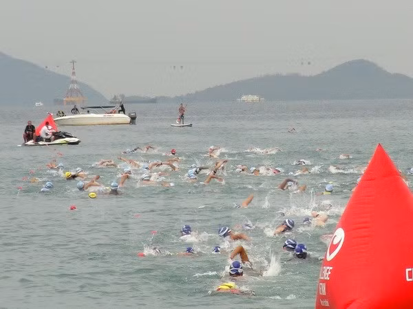 Triatlón Challenge Vietnam 2016 en Khanh Hoa ảnh 1