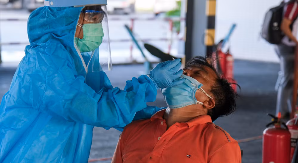 Vietnam detecta 80 nuevos contagios del COVID-19 ảnh 1 Vietnam detecta 80 nuevos contagios del COVID-19 ảnh 1