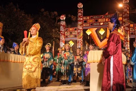 Conservan antigua ceremonia real en Thua Thien-Hue ảnh 1