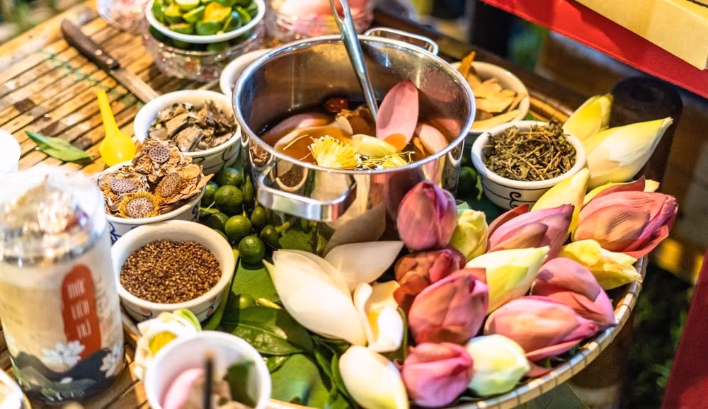 Gastronomía de Hue acapara la atención de turistas ảnh 1