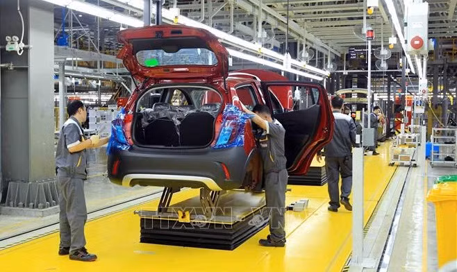 PIB de Vietnam registra aumento de 7,72 por ciento en segundo trimestre ảnh 1
