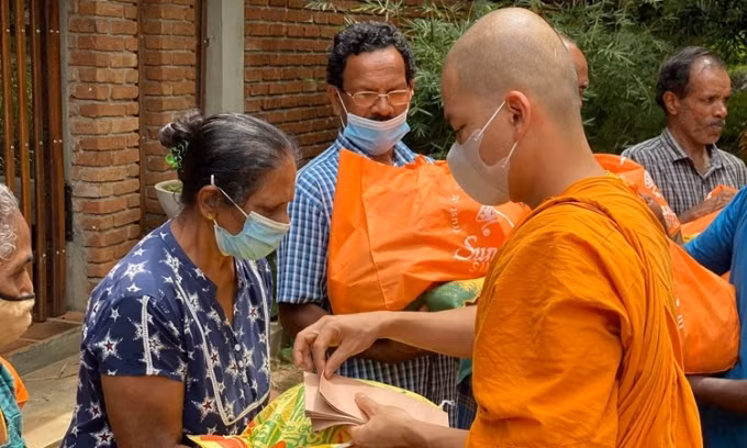 Sangha Budista de Vietnam ofrece asistencia al pueblo de Sri Lanka ảnh 1