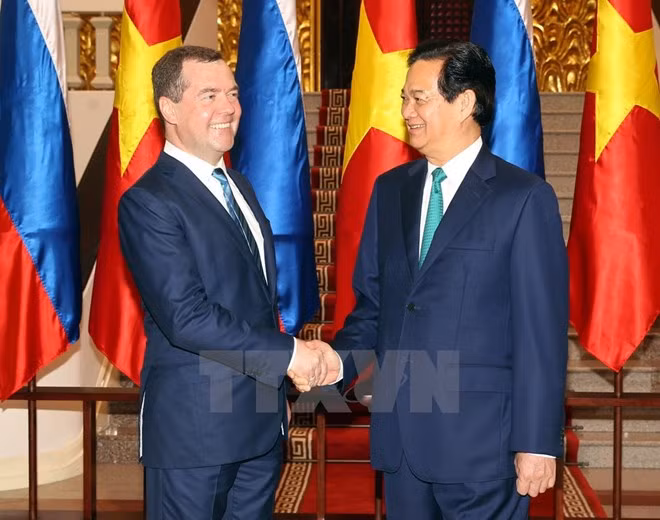 Premier vietnamita se reúne con líderes mundiales en Malasia ảnh 1