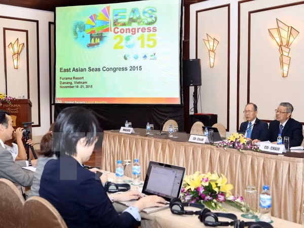 Debaten en ciudad vietnamita gestión integral de mares de Asia Oriental ảnh 1 Debaten en ciudad vietnamita gestión integral de mares de Asia Oriental ảnh 1