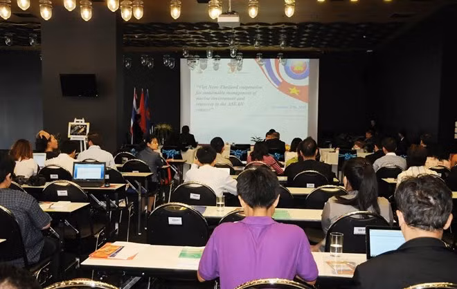 Impulsan Vietnam y Tailandia cooperación en gestión ambiental y marítima ảnh 1