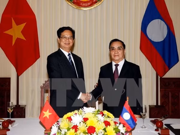 Fraternidad Vietnam – Laos, ejemplo excepcional en el mundo ảnh 1