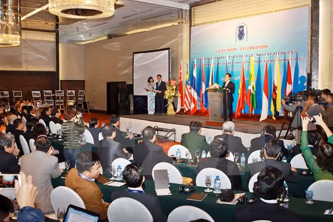 Representantes de Vietnam elegidos como presidente y secretario general de FPA ảnh 1