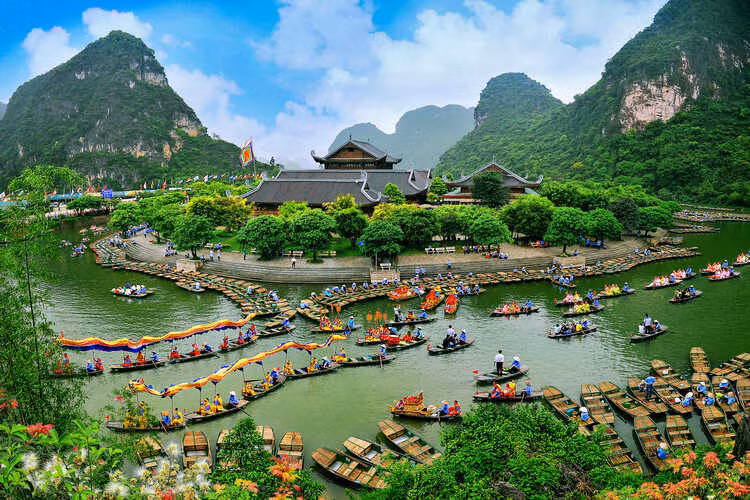 "Despertar" el potencial turístico de sitios históricos en provincia vietnamita de Ninh Binh ảnh 1