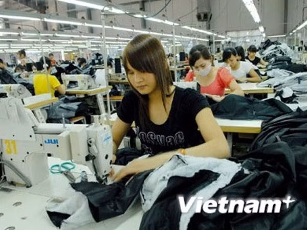 Pronostican recuperación de economía de Vietnam en segunda mitad de 2023 ảnh 1