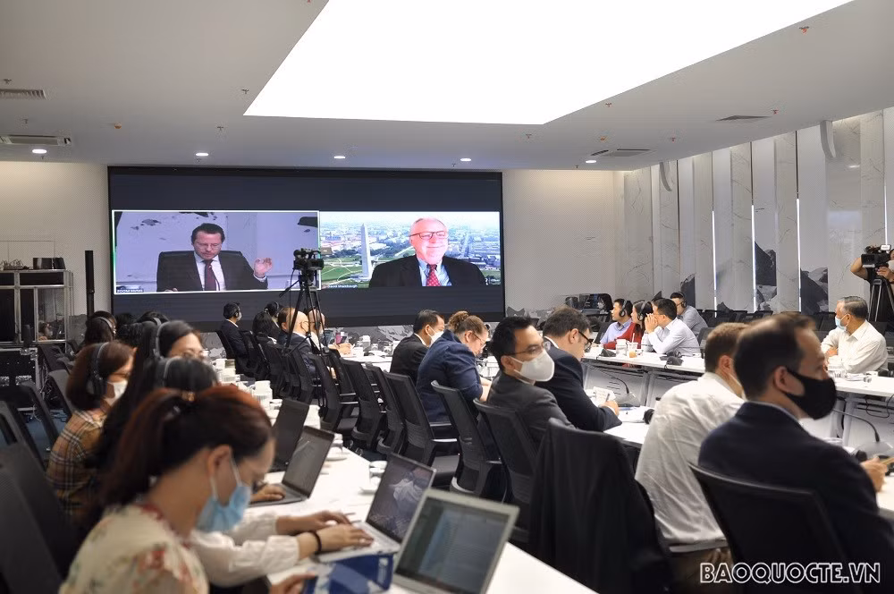 Efectúan en Hanoi seminario sobre la competencia entre EE.UU. y China en el Sudeste Asiático ảnh 1 Efectúan en Hanoi seminario sobre la competencia entre EE.UU. y China en el Sudeste Asiático ảnh 1