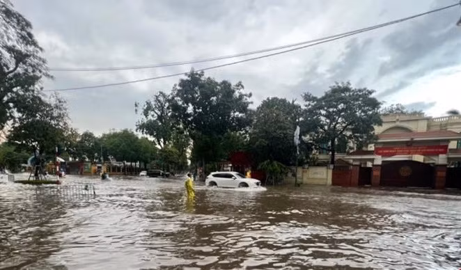 Advierten en Hanoi sobre posible caída de granizo e inundaciones tras lluvias intensas ảnh 1