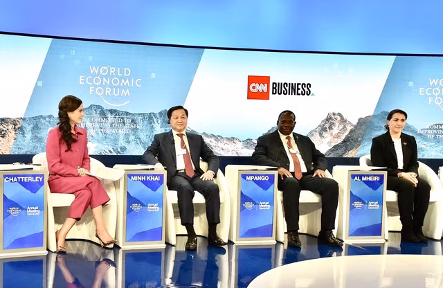 Participa Vietnam en Reunión Anual del Foro Económico Mundial ảnh 4