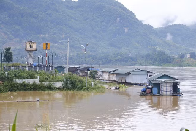 Pronostican lluvias intensas en región montañosa norteña de Vietnam ảnh 2