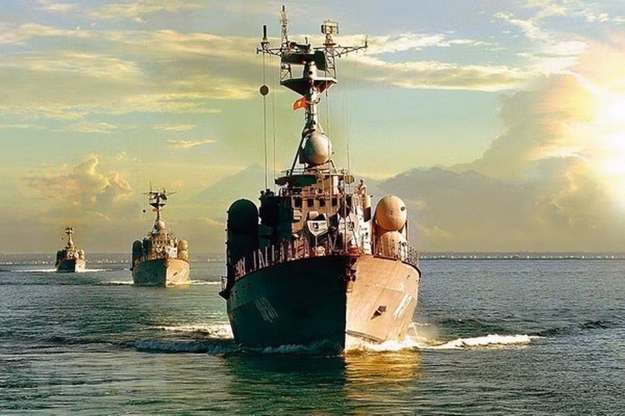 [Fotos] Fuerzas marinas vietnamitas, listas para defender soberanía nacional ảnh 1