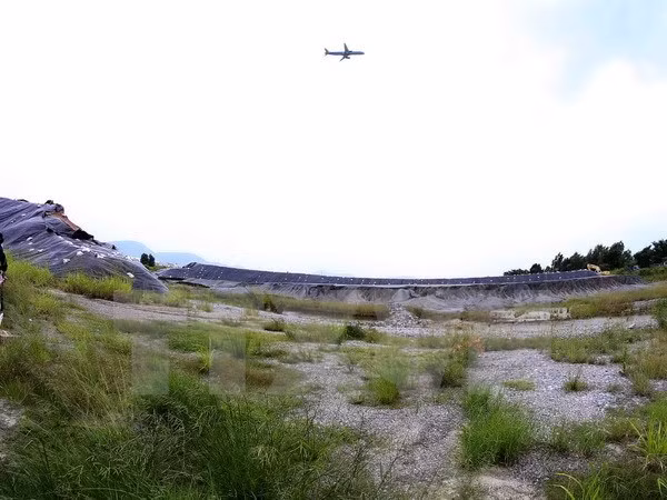Comienza segunda fase de desintoxicación de dioxina en aeropuerto de Da Nang ảnh 1