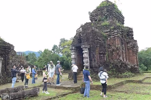 Efectúan foro abierto sobre soluciones para recuperación del turismo vietnamita ảnh 1 Efectúan foro abierto sobre soluciones para recuperación del turismo vietnamita ảnh 1