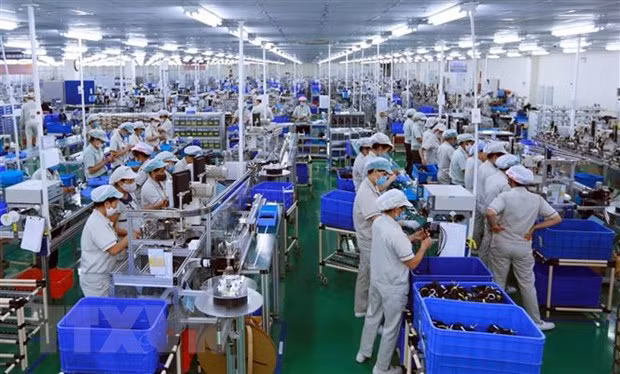 Firma internacional destaca atracción de Vietnam de inversión pese al COVID-19 ảnh 1