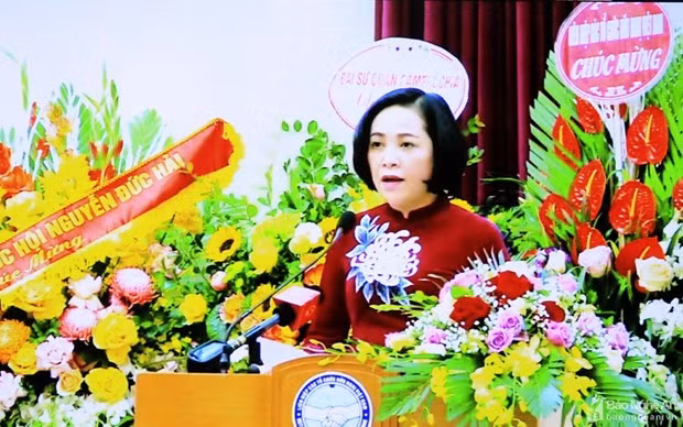 Nguyen Thi Thanh, elegida presidenta de la Asociación de Amistad Vietnam-Camboya ảnh 1