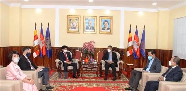 Consulado General de Vietnam felicita a Camboya por su Día Nacional&nbsp; ảnh 1