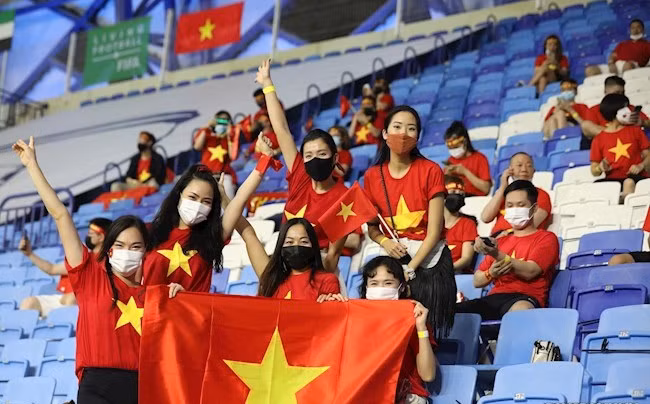 Mantienen medidas estrictas contra el COVID-19 para partido de fútbol Vietnam-Arabia Saudita ảnh 1