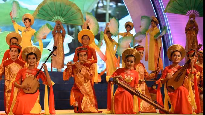 Seminario científico debate el desarrollo cultural y artístico en Vietnam ảnh 1