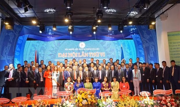 Asociación de Vietnamitas en República Checa: 20 años de solidaridad, desarrollo e integración ảnh 1