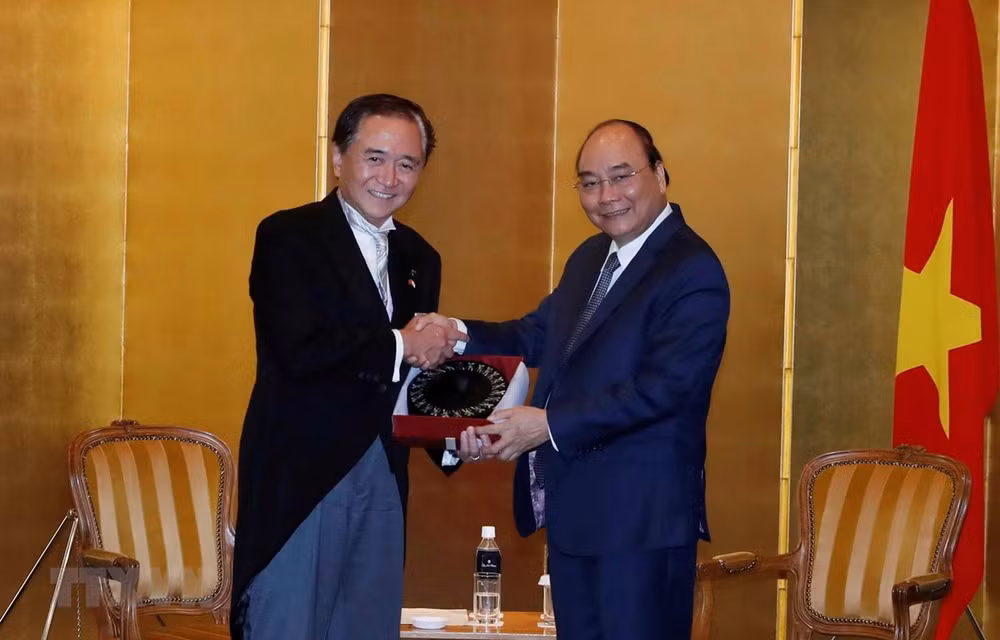 Primer ministro de Vietnam aboga por intensificar lazos con prefectura japonesa ảnh 1