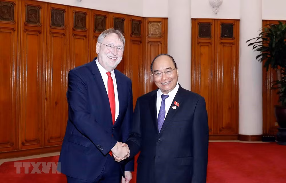 Primer ministro de Vietnam recibe a la delegación del Parlamento Europeo ảnh 1