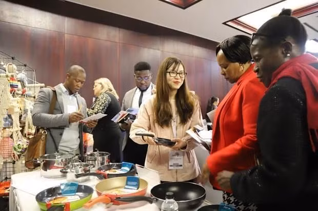  Promueven Vietnam y Sudáfrica la colaboración económica ảnh 1