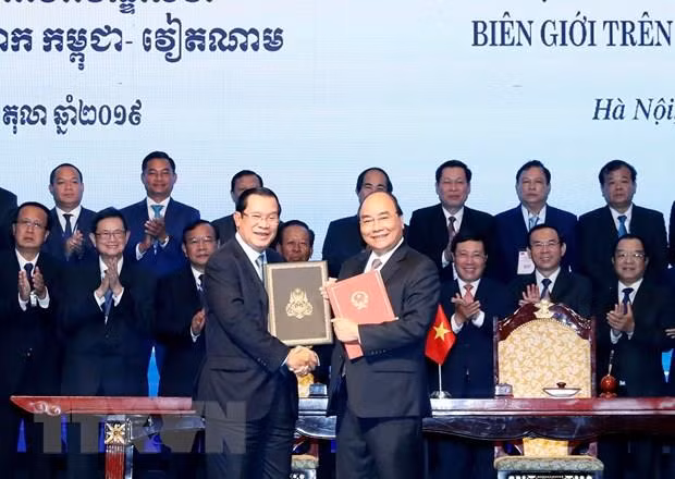 Vietnam y Camboya comprometidos a seguir consolidando nexos amistosos ảnh 1