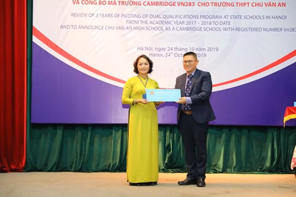 Primera escuela pública de Vietnam integrada en el sistema de Cambridge ảnh 1