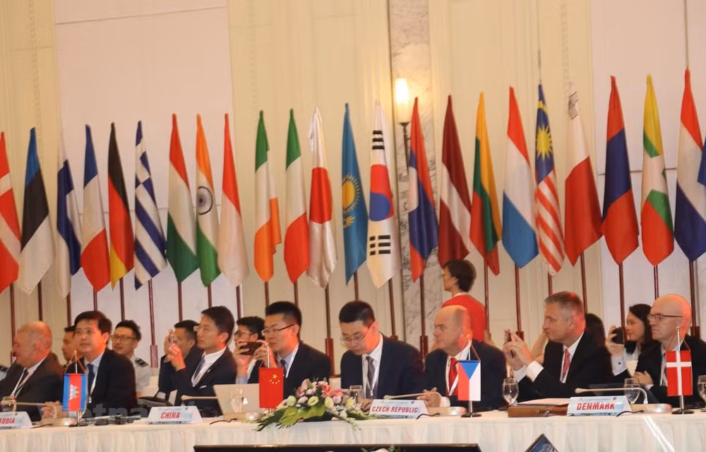 Acoge Vietnam conferencia de jefes aduaneros de Reunión Asia-Europa ảnh 1