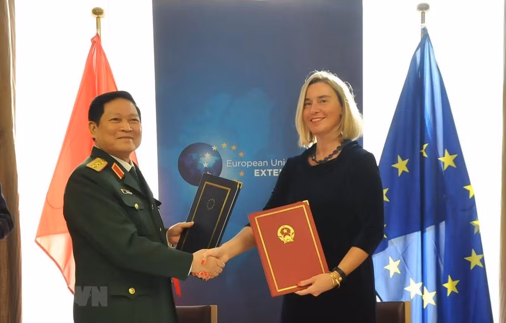 Firman Vietnam y UE acuerdo marco de asociación para gestión de crisis ảnh 1