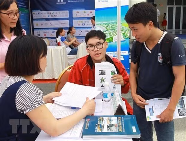 Demanda Ciudad Ho Chi Minh 75 mil trabajadores en el último trimestre del año ảnh 1