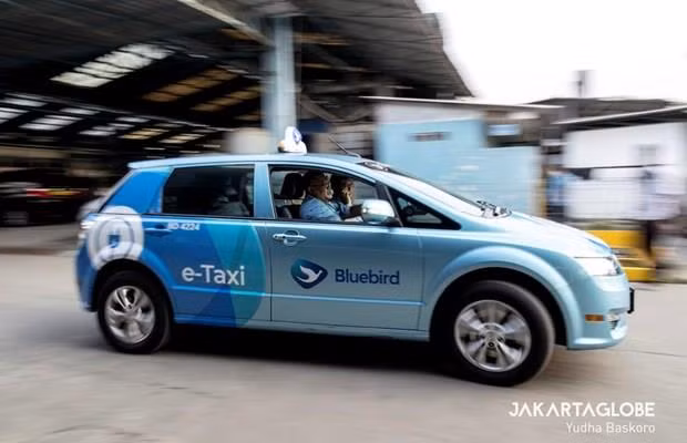 Incluye el mayor operador de taxis de Indonesia nuevos autos eléctricos en su flota ảnh 1 Incluye el mayor operador de taxis de Indonesia nuevos autos eléctricos en su flota ảnh 1