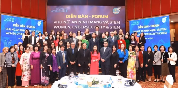 Efectúan en Hanoi Foro de Mujeres, Ciberseguridad y STEM ảnh 1