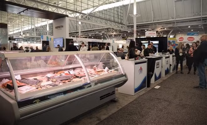 Exportadores vietnamitas participan en feria de mariscos de Norteamérica ảnh 1
