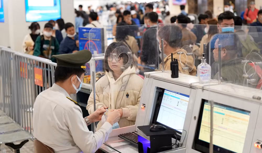 Amplían despliegue de autenticación biométrica piloto en aeropuertos de Vietnam ảnh 1