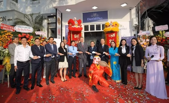 Inauguran empresa láctea danesa en Vietnam ảnh 1 Inauguran empresa láctea danesa en Vietnam ảnh 1