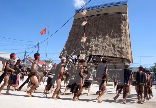 Dak Nong se empeña en preservar y desarrollar el patrimonio cultural de Gongs ảnh 1