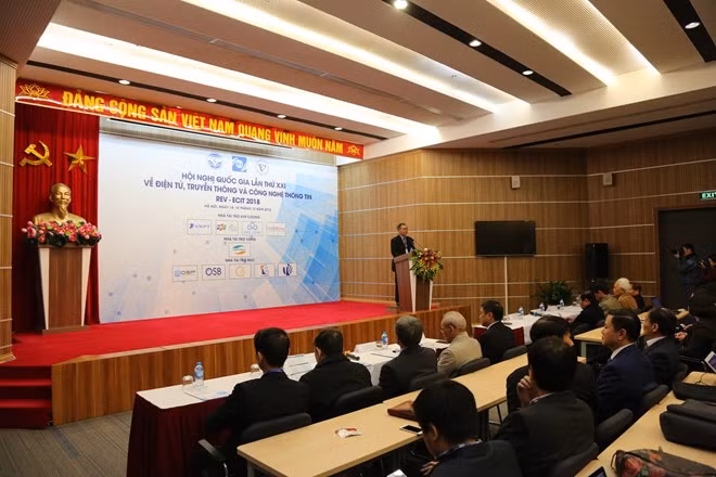 Vietnam busca desarrollar comunicaciones e informática en cuarta revolución industrial ảnh 1