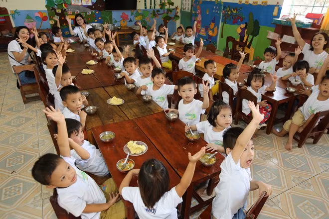 Vietnam despliega proyecto para que más niños accedan al jardín de infancia ảnh 1 Vietnam despliega proyecto para que más niños accedan al jardín de infancia ảnh 1
