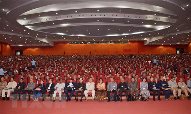 Clausuran sesión 41 del Comité Central del Partido Popular de Camboya ảnh 1 Clausuran sesión 41 del Comité Central del Partido Popular de Camboya ảnh 1