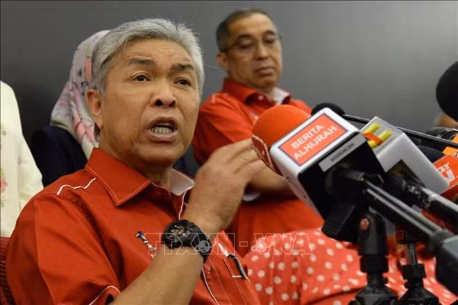 Malasia: Presidente de UMNO renuncia tras presión de su propio partido ảnh 1