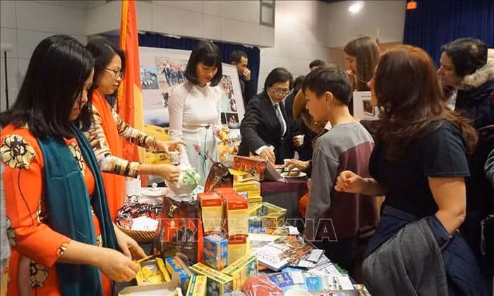 Presentan cultura vietnamita en exhibición diplomática en Estados Unidos ảnh 1