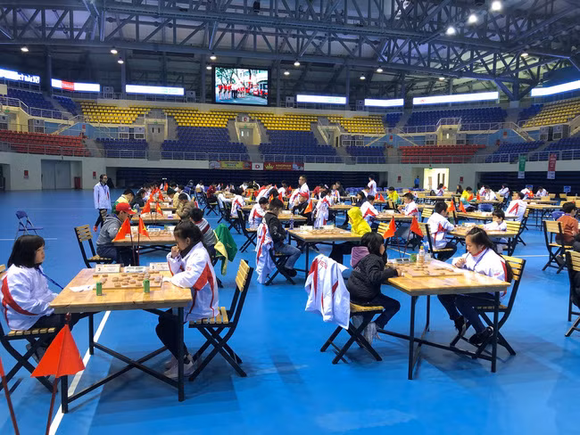  Vietnam lidera Campeonato Abierto Juvenil de Ajedrez de Asia ảnh 1