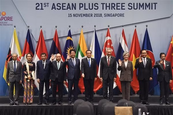 ASEAN+3 enmienda red de seguridad financiera regional ảnh 1