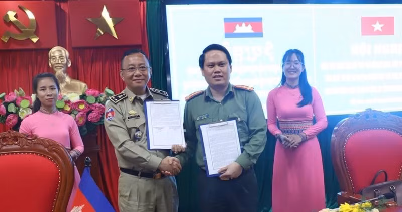 Provincias de Vietnam y Camboya robustecen cooperación ảnh 1