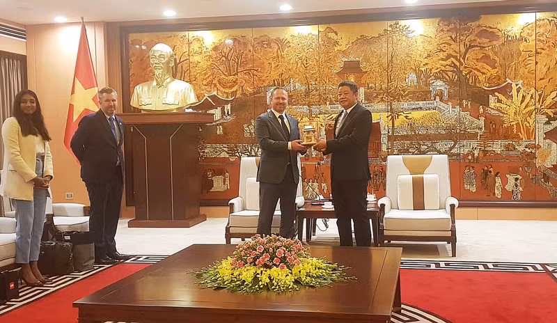 CNN aspira a promover cultura vietnamita mediante cooperación con Hanoi ảnh 2